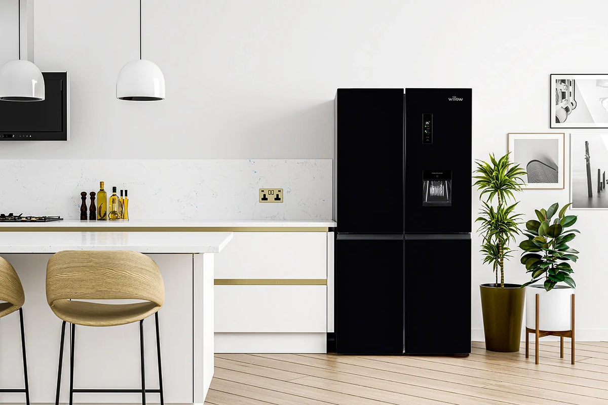 415L American Style Fridge Freezer in Black