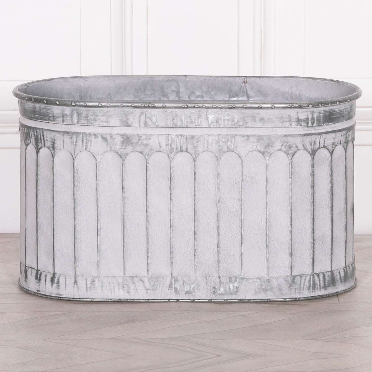 Arched Pattern Metal Planter – Medium